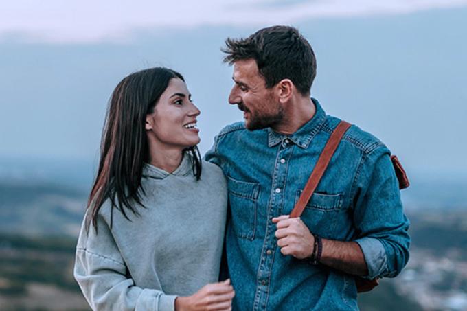  Un couple illustrant une page sur un fonds d’épargne‑pension
