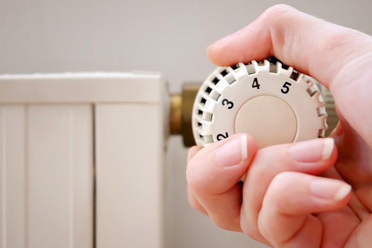 Chauffage central Chauffage central avec vanne thermostatique